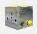 BLOCO HIDRÁULICO COLHEITADEIRA JOHN DEERE - REFERENCIA DO FABRICANTE: AXE47228 - COMPATÍVEL: S7 600/S7 700/S7 800 S7 850/S7900/S660 S670/S680/S685/S690 S760/S770/S780/S785/S790